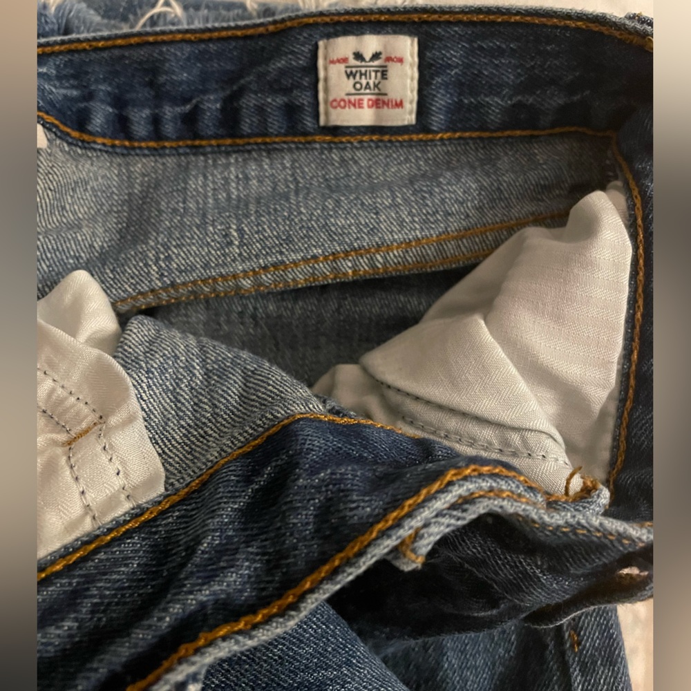 Levi’s Wedgie Fit with White Oak Cone Denim - Picture 2 of 2